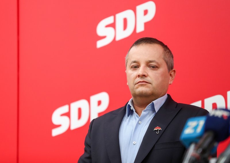 SDP: Bit će kao u SAD-u ako nemate debelo osiguranje, bankrotirate kada dobijete rak