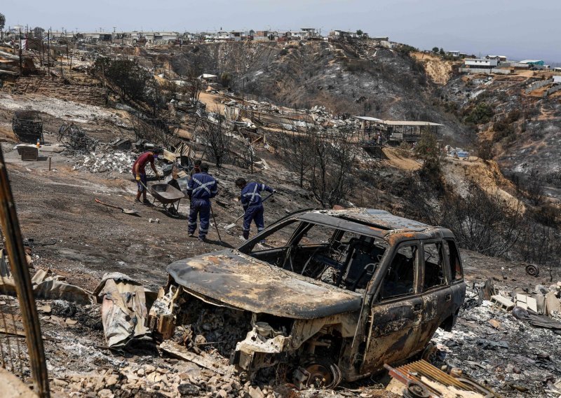 U velikom požaru u Čileu poginulo najmanje 112 ljudi