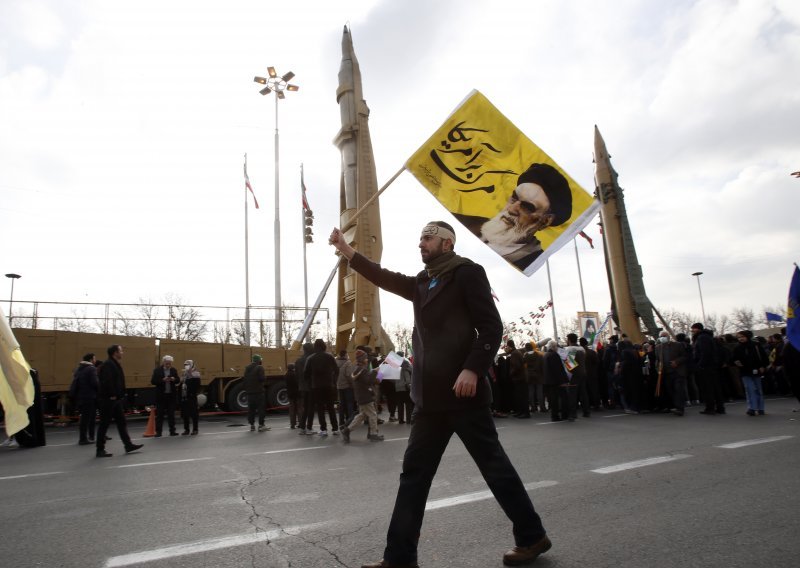 Iran će uzvratiti udarac, ako ga Amerikanci izravno napadnu: Nećemo oklijevati!