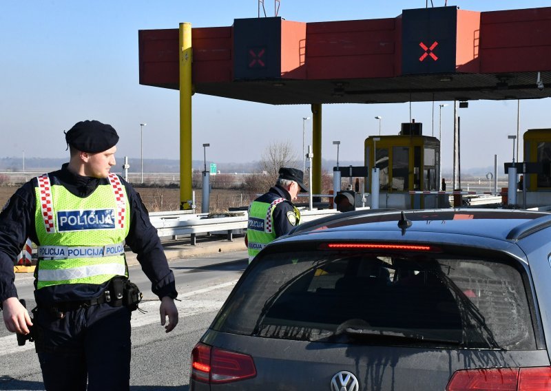 Prijavio policiji migrante s puškama, sjurila se interventna, kad ono...