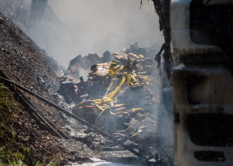 Šteta od požara na odlagalištu otpada u Mostaru pola milijuna eura