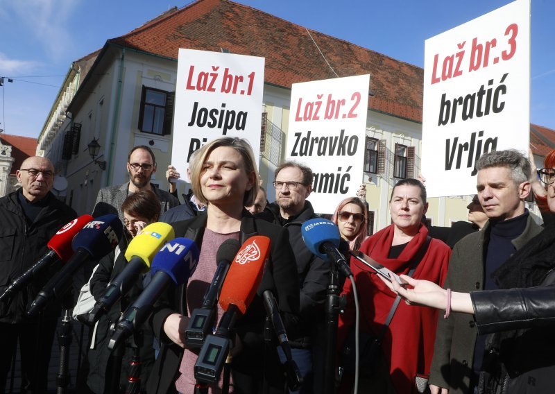 Akcija zastupnika Možemo: Dan i noć stajat ćemo na Markovom trgu! Pridružite nam se!