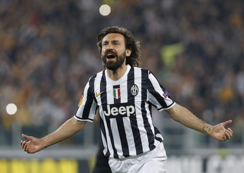 Pirlo Singapurce naučio vrijednu nogometnu lekciju