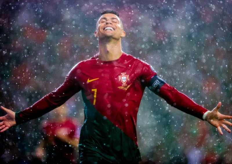 Imate tri sata slobodnog vremena? Pogledajte sve golove koje je zabio Cristiano Ronaldo