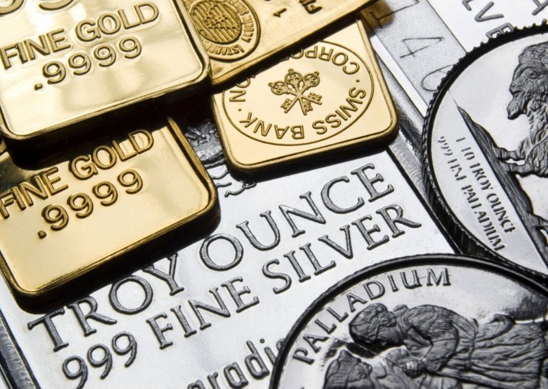 Pad povjerenja u dolar, cijena zlata na povijesnom vrhuncu