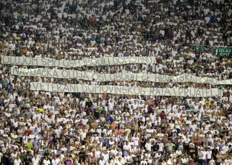 UEFA kaznila Hajduk zbog transparenta o 'Oluji'