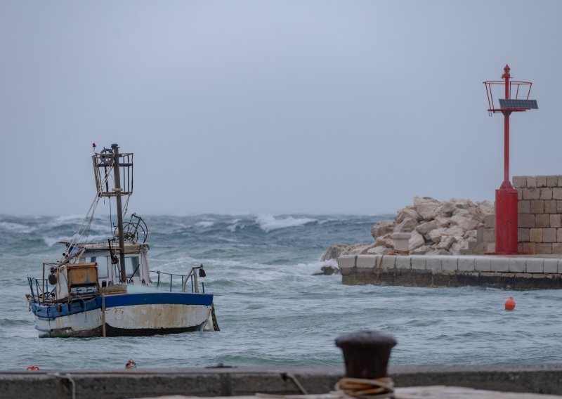 Stiže nova promjena vremena, zbog jakog vjetra u prekidu nekoliko brodskih linija