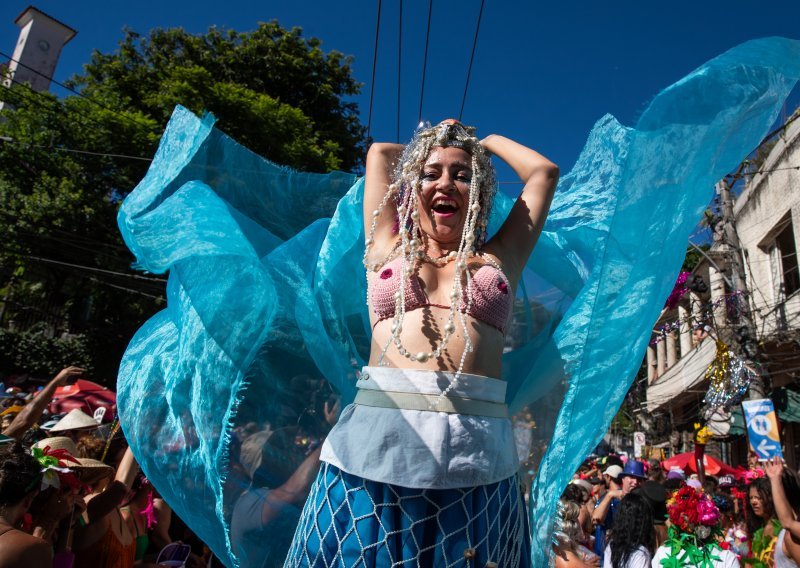 Počeo je najluđi karneval na svijetu: Zavirite u šareno ludilo Rio de Janeira