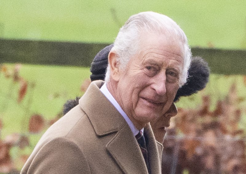 Kralj Charles je dirnut Harryjevim dolaskom i htio bi da je sve po starom