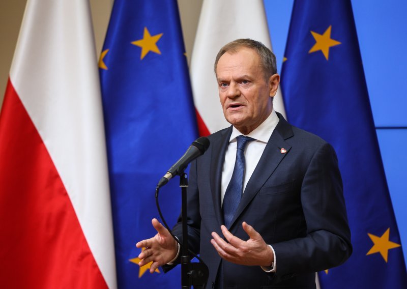 Poljski premijer Tusk u posjetu Parizu i Berlinu