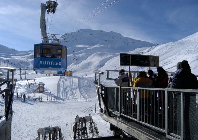 Trgovina na poznatom švicarskom skijalištu: 'Ne iznajmljujemo skije Židovima'