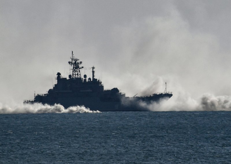 Ukrajinci dronovima potopili još jedan ruski brod, objavljen i video