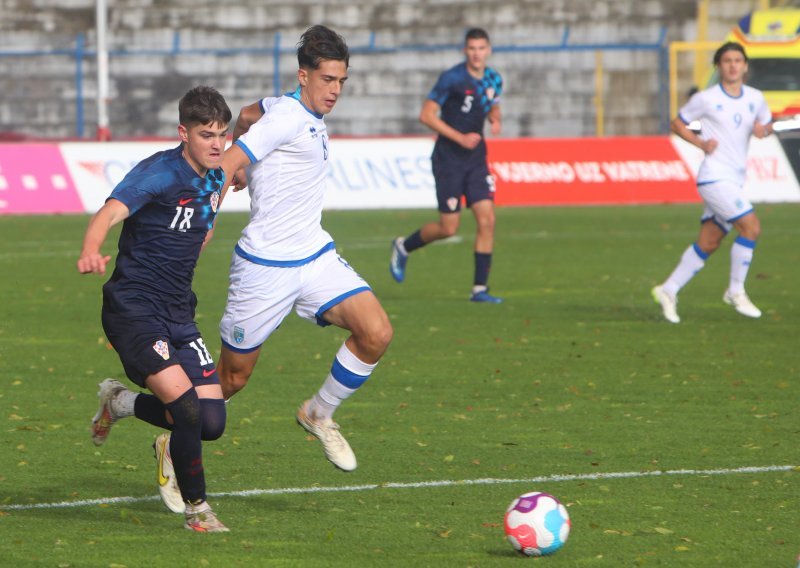 Hajduk potpisao ugovore s četvoricom talentiranih dragulja, jedan je iz Rijeke