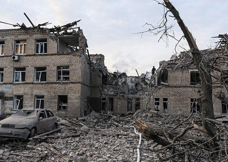 Novi ruski raketni napad na Ukrajinu, najmanje šestero ozlijeđenih