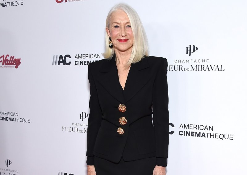 Helen Mirren izgleda nevjerojatno chic, a tek njezin elegantni bob...