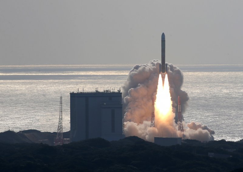 Japan uspješno lansirao novu raketu H3, u orbitu nosi satelite