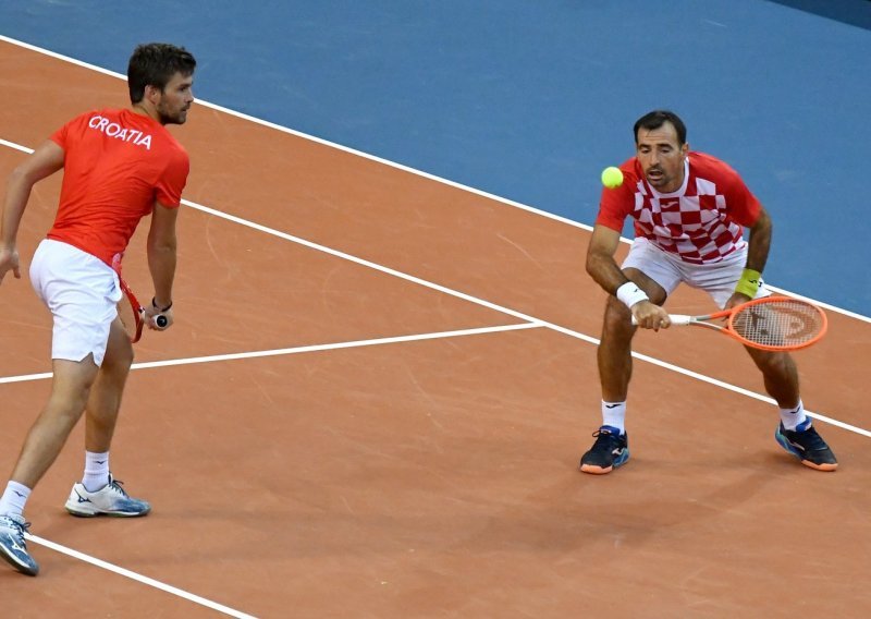 Mektić izbacio Dodiga i ušao u finale Rotterdama