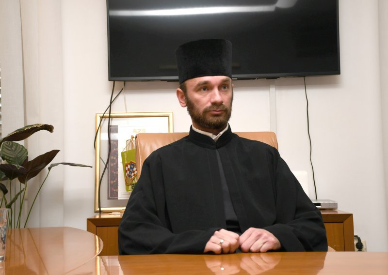 U Bjelovaru opljačkan pravoslavni svećenik. Ukrali mu veću količinu novca i zlato
