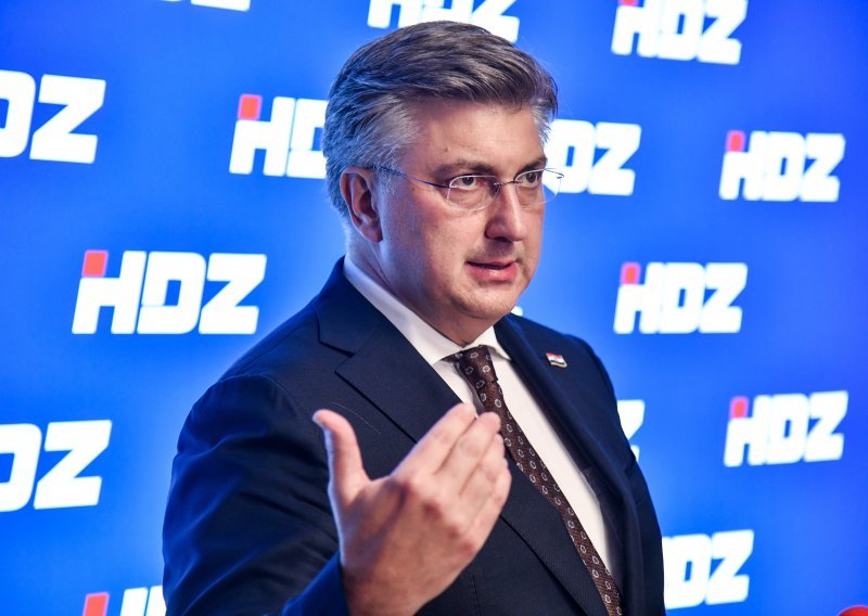 Plenković: Već prvog dana za trezorske zapise uplaćeno 70 milijuna eura