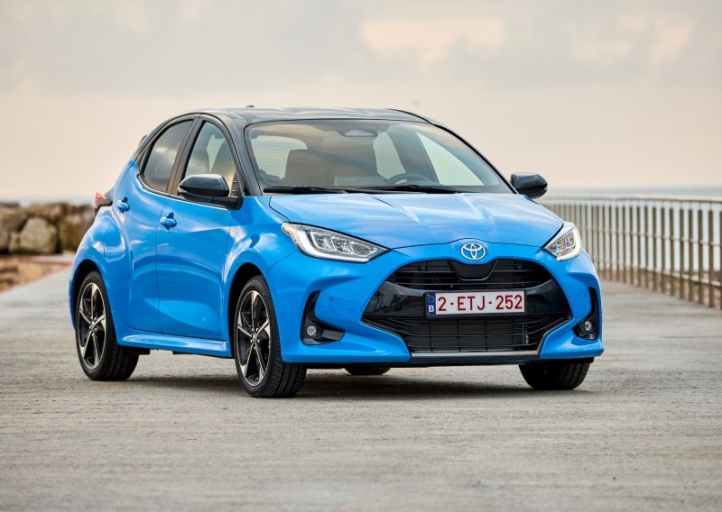 Toyota osvježila Yaris: Maleni automobil B-segmenta velikih performansi stigao u Europu