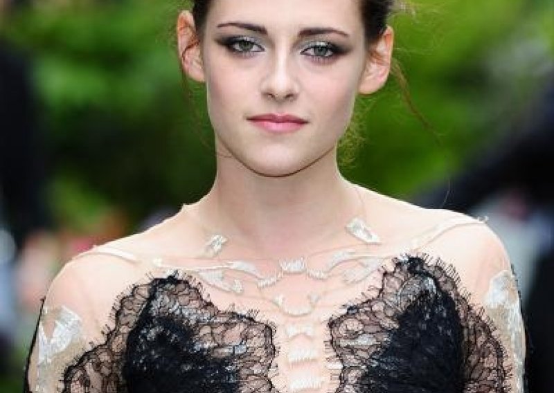 Kristen Stewart nadmašila i Angelinu Jolie