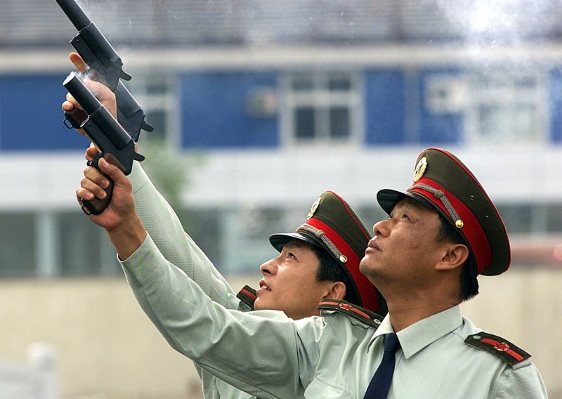 Kineske tvrtke osnivaju vojske dobrovoljaca. Evo koje će borbene zadaće imati