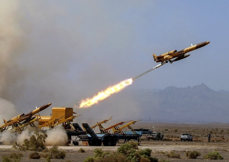 Iran šalje Rusiji stotine balističkih projektila: 'Nema razloga da to skrivamo'