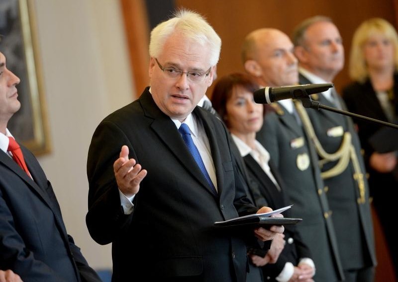 Josipović: Kolinda je lagala!