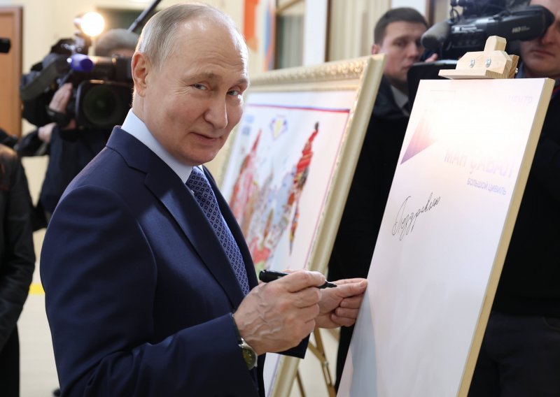 Putin: 95 posto ruskih nuklearnih snaga modernizirano