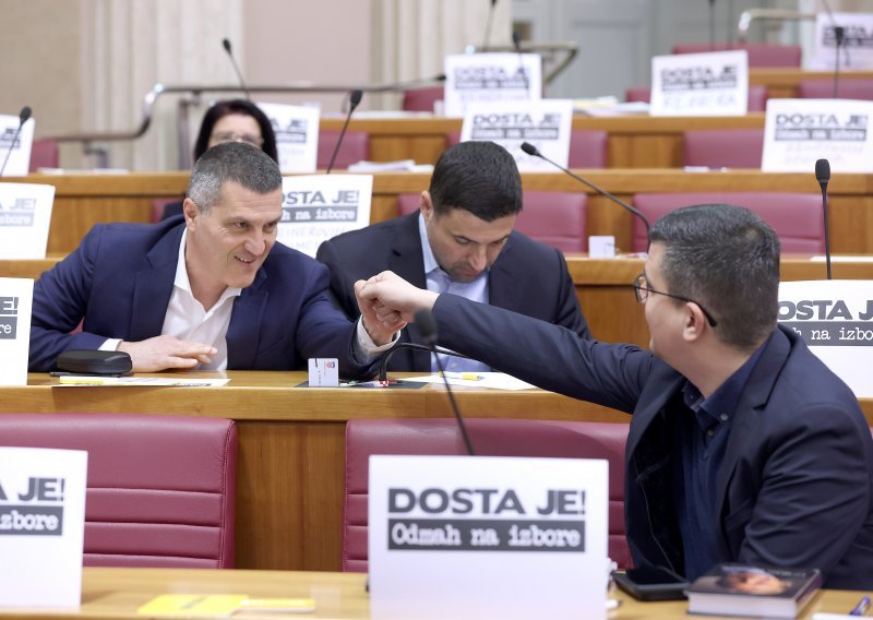 Saborska oporba žesto oplela po premijeru: Plenković je u panici zbog EPPO-a