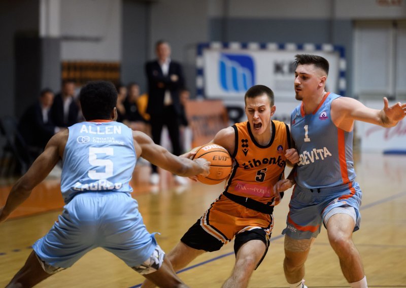 Cedevita Junior na Baldekinu bolja od Šibenke