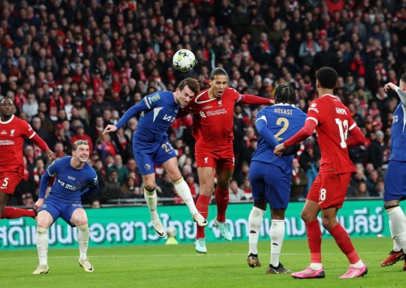 Liverpool u 119. minuti golom Virgila van Dijka 'slomio' Chelsea i osvojio Liga kup