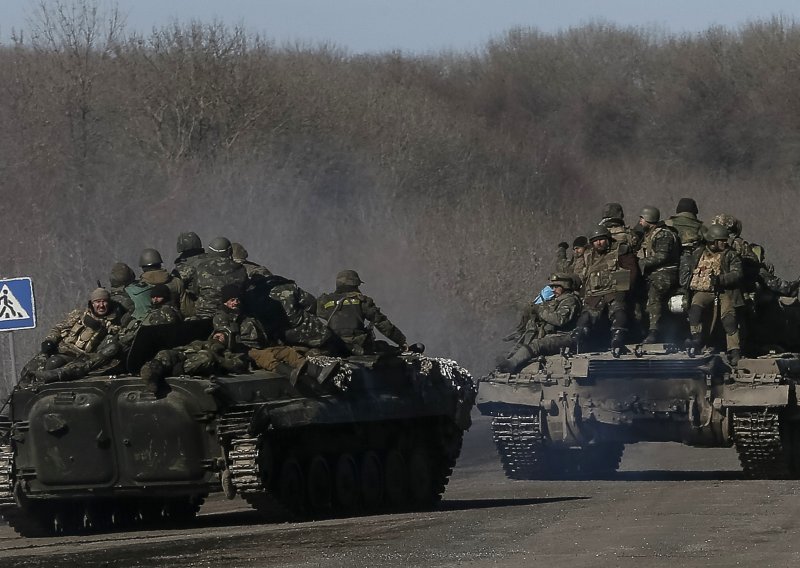 EU strahuje da će sukobi u Ukrajini rezultirati spiralom nasilja