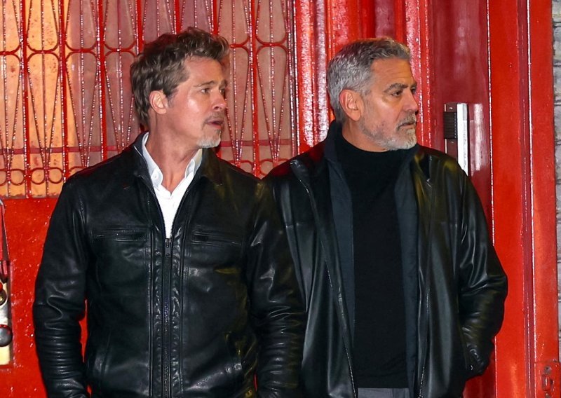 Brad Pitt i George Clooney uživaju u zajedničkim trenutcima na setu