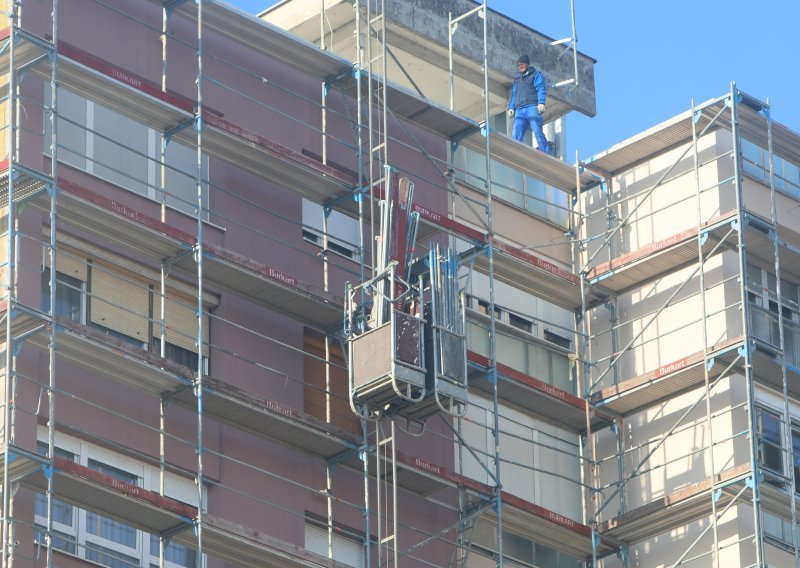 Pogoršana ekonomska klima u Hrvatskoj, val pesimizma u industriji i građevinarstvu