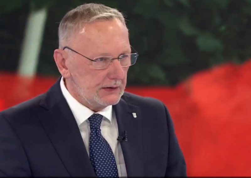 Božinović: Postoje naoružane skupine, ljudi iz Afganistana, drže ih pod nadzorom