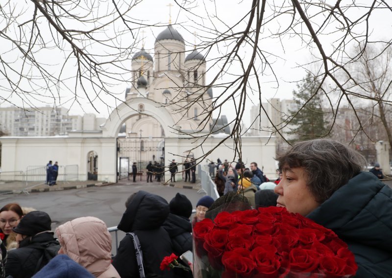 Raste napetost u Moskvi uoči pogreba Navaljnog