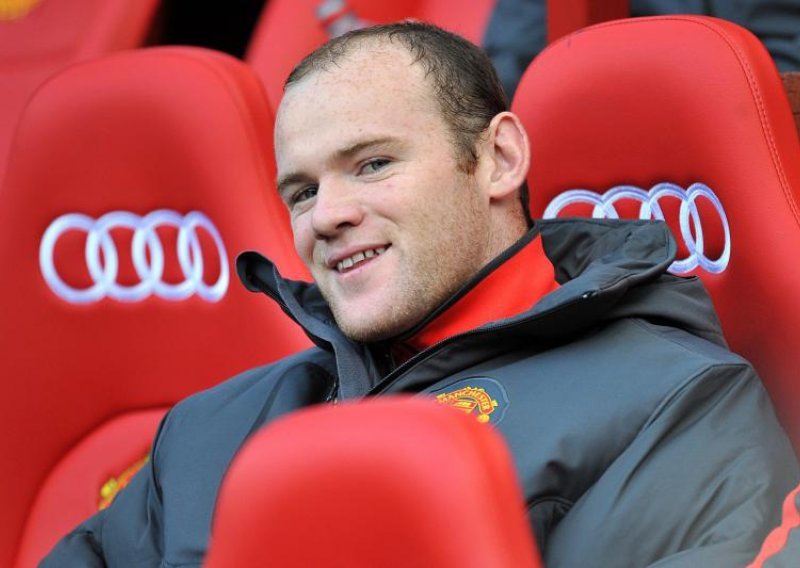 Uefa 'uklizala' Rooneyju rigoroznom kaznom