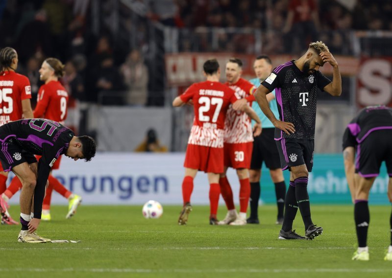 Pognute glave Bayernovih igrača nakon kiksa u Freiburgu govore sve