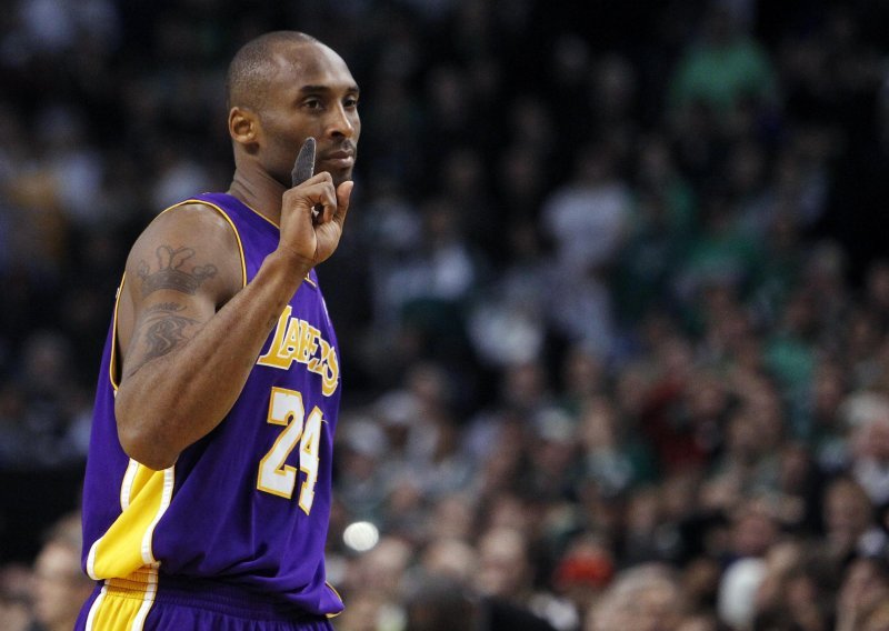 Bryant ubacio 40, Lakersi razbili Sunse