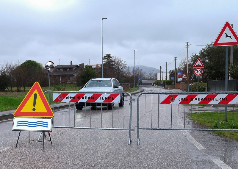 Snažno nevrijeme pogodilo Italiju, snježni pokrivač i na Vezuvu