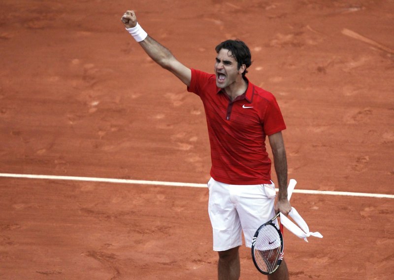 Federer srušio Đokovića, u finalu s Nadalom