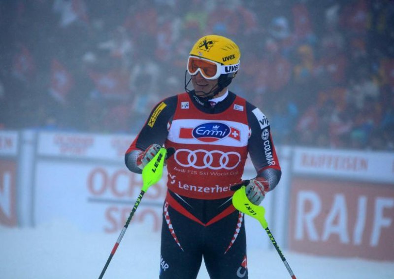 Ivica osmi na prvom slalomu sezone