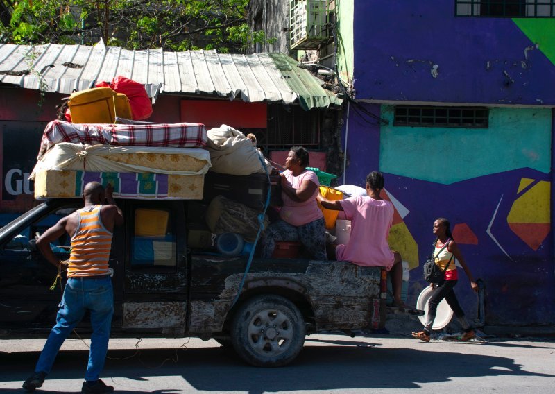 Nasilje i bezakonje na Haitiju: Pet milijuna gladnih, tisuće raseljenih