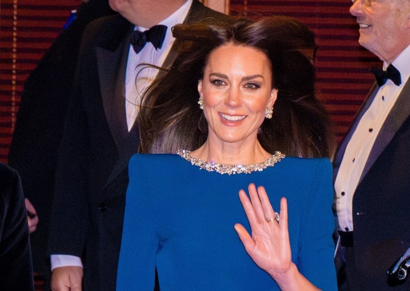 Nakon povučenih fotki oglasila se Kate Middleton i priznala da se malo 'zaigrala'