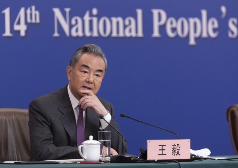 Kineski ministar Wang Yi osudio SAD i pohvalio odnose s Rusijom