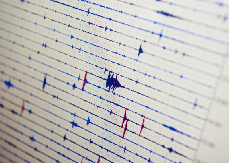 Potres magnitude 6.1 pogodio istočnu indonezijsku pokrajinu