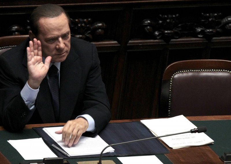 Berlusconijeva vlada dobila povjerenje parlamenta