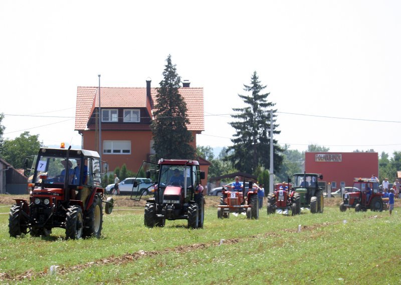 Stambeno zbrinjavanje mladih poljoprivrednika: Stiže novac za kupnju kuća na selu