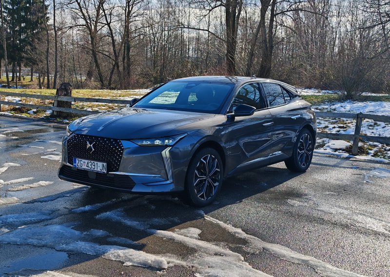 Vozili smo DS 4 E-Tense 225 Hybrid: Sjajno dizajniran premium hatchback s izvrsnim PHEV pogonom